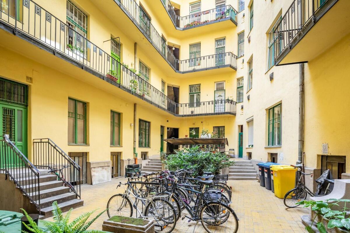 Star House In The Budapest